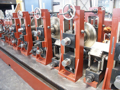 88.9 mm – 273 mm 丸鋼管製造用熱間圧延鋼電縫管ミル