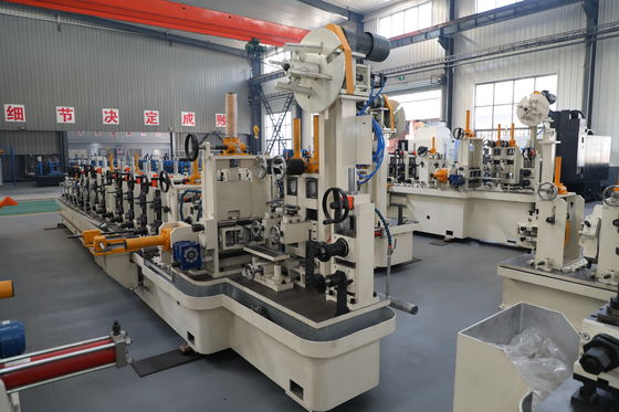 電流を通された鋼鉄が付いている空セクション管の圧延製造所の円形の管