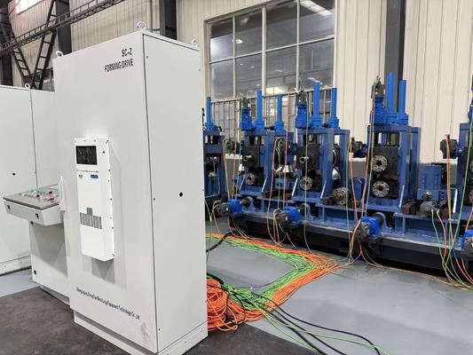 飛行は管を 2 インチの鋼鉄円形の管セクション管機械を形作ることを見ました